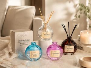 ขวดแก้วทรงแบนสำหรับน้ำหอมปรับอากาศ ขนาด 70 มล. 100 มล. 150 มล. แบบใส ไม่มีน้ำหอมในตัว  ขั้นต่ำ 100 ชิ้น ฝาครอบแบบ Crown Cap ปิดผนึกอย่างดี - Product Image 3