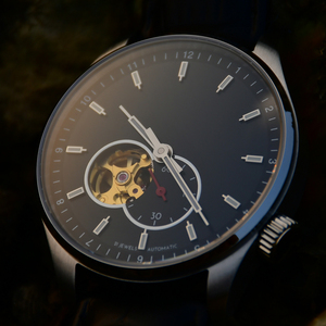 Orologio da Uomo Elegante Giapponese con Movimento Automatico 82S5, Fondello Trasparente, Lancette Luminose C3, Cassa da 40mm, Impermeabile 10 ATM - Product Image 6