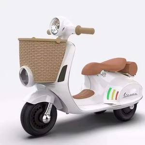 Mobil mainan listrik roda tiga anak-anak, kendaraan Remote Control dapat diisi ulang untuk anak usia <span class=keywords><strong>2</strong></span>-6 tahun - Product Image 6