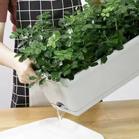 Pot Bunga Minimalis Persegi Plastik PP Berkualitas Tinggi dengan Finishing Cat untuk Pusat Perbelanjaan dan Penggunaan Gantung