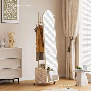 Perchero con espejo de cuerpo entero, giratorio, con cesta de almacenamiento de ropa, diseño minimalista moderno, metálico independiente - Product Image 4