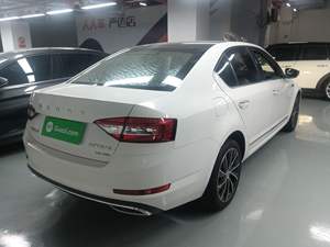 Guazi a bien reçu <span class=keywords><strong>Skoda</strong></span> <span class=keywords><strong>Octavia</strong></span> <span class=keywords><strong>essence</strong></span> 1.4 voiture d'<span class=keywords><strong>occasion</strong></span> FWD 5 sièges - Product Image 2