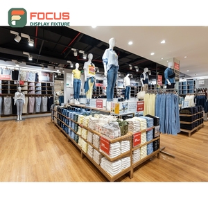 Présentoir de sol en matériaux mixtes pour magasin de marque commercial, projet clé en main pour franchise de magasin de vêtements - Product Image 4