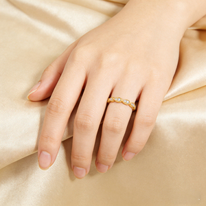 Anillo de compromiso y moda personalizado de plata y oro macizo de 10K/14K/18K, con diamantes cultivados en laboratorio CVD de calidad IGI VVS-VS, corte ovalado y corte brillante, clásico. - Product Image 4