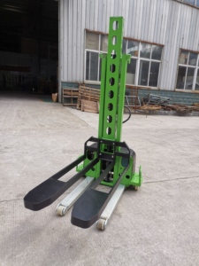 Sharefer 500kg 1300mm Apilador semieléctrico Apilador de autoelevación Apilador de elevación portátil 1,3-1,6 m de altura de elevación - Product Image 6