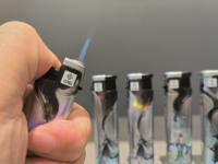 Briquet à cigares portable et rechargeable au butane, coupe-vent à flamme jet, style anime chinois Zhongyan Z918, avec logo personnalisé