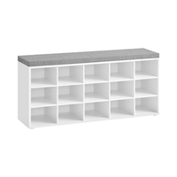 Banc à chaussures moderne en panneaux de bois massif avec 15 compartiments, siège rembourré blanc nuage et gris tourterelle pour meubles de salon