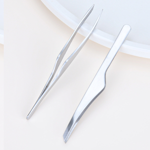 La plus nouvelle <span class=keywords><strong>pince</strong></span> à sourcils à poignée fine en acier inoxydable <span class=keywords><strong>pince</strong></span> à sourcils inclinée confortable pour la cueillette des cheveux - Product Image 4