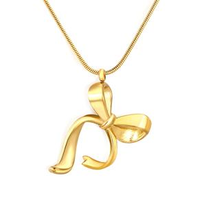 Collier Nœud Papillon en Acier Inoxydable Plaqué Or 18K pour Femme, Résistant au Ternissement et à l'Eau, avec Pendentif Nœud Géométrique Irrégulier - Product Image 1