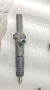 Inyector de Combustible Common Rail LUYUE ZX800 ZX600 6WG1 15300392-2 1153003922 para Excavadora, Piezas de Construcción, 3 Meses de Garantía - Product Image 3