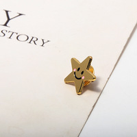 Or souriant pentagramme cinq étoiles épinglettes insigne en métal visage souriant positif broche émail broche