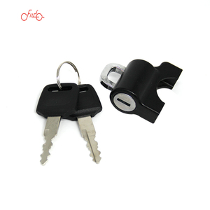 Cerradura de <span class=keywords><strong>casco</strong></span> de aleación duradera de alta calidad para motocicletas y coches eléctricos Dispositivo de manillar <span class=keywords><strong>antirrobo</strong></span> multifuncional - Product Image 4