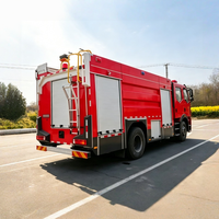 Nouveau camion-citerne de pompiers Diesel FAW 5000L 5 tonnes avec réservoir d'eau, pompe haute pression et enrouleur de tuyau pour la lutte contre les incendies municipaux