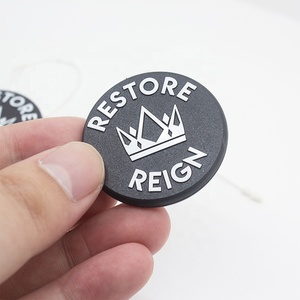 Sang Trọng Đu Khóa Con Dấu Thẻ Nhãn Nhà Cung Cấp Tùy Chỉnh Riêng Logo Nhựa Giá Hangtag Con Dấu Chuỗi Cho Kính - Product Image 5