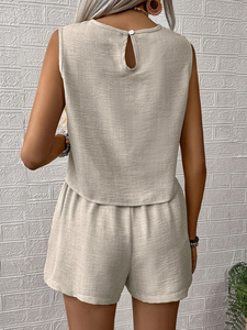 Costume décontracté pour femmes élégant <span class=keywords><strong>en</strong></span> <span class=keywords><strong>lin</strong></span> de couleur unie sans manches court deux pièces pour les vacances quotidiennes - Product Image 2