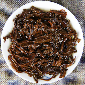 Thé noir fermenté artisanal, doux <span class=keywords><strong>pour</strong></span> l'estomac, en forme de galette, issu de grands feuilles d'arbres anciens de Fengqing, Yunnan - Product Image 4