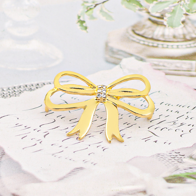 โบว์เจาะทอง