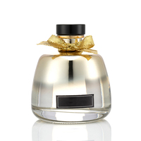 Décor à la maison parfum diffuseur de roseau hôtel parfum huile essentielle parfum bouteille en verre diffuseur de roseau ensemble