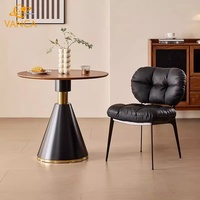Chaise de salle à manger moderne en similicuir PU capitonnée, avec dossier à motif bulles et assise rembourrée douce, pieds en métal noir, pour la maison et le salon