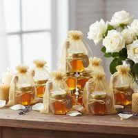Mini pots à miel en verre, 50 pièces, hexagonaux, avec cuillère en bois, pendentifs abeilles, couvercles à vis, capacité 45 ml, pour mariage et fête