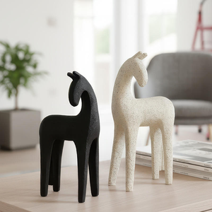 Estátua Clássica de Cavalo em Resina - Escultura Elegante para Decoração de Casa e Escritório, Estatueta Artesanal para Prateleira de Sala de Estar, Mesa e Presente de Luxo - Product Image 2