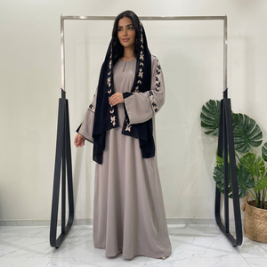Abaya Islámica Modesta, Elegante, Transpirable, Hecha a Mano, con Cuentas Negras, de Poliéster, Holgada, de Manga Larga, Larga hasta el Suelo, Cuello Alto, de Secado Rápido, para Eid - Product Image 1