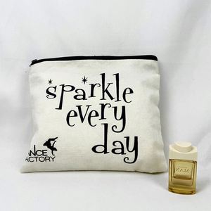 Manufacturer of Custom Logo Printing Canvas Zipper Travel Cosmetic Pencil <b>Case</b> Packing Pouch Natural Cotton Canvas <b>Makeup</b> Bag - Product Image 2