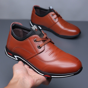 รองเท้าหนังลำลองสำหรับผู้ชาย พื้นรองเท้านุ่มระบายอากาศได้ดี พื้นรองเท้ายางส้นเตี้ย สไตล์เกาหลี แบบผูกเชือก สวมใส่สบาย - Product Image 2