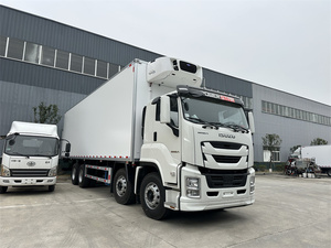 <span class=keywords><strong>Camion</strong></span> frigorifique Isuzu GIGA 8x4 à conduite à gauche avec pneus de <span class=keywords><strong>35</strong></span> tonnes équipés de carburant diesel - Product Image 4