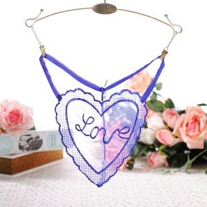 Slip a Forma di Cuore con Perle, Mutandine Trasparenti per Donna - Product Image 4