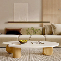 Table basse ovale en bois massif blanc nordique, finition brillante Wabi-Sabi, forme irrégulière, taille personnalisable, luxe avec trois pieds