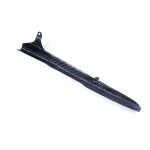 Protection de chaîne en fibre de carbone sèche 3K, pièces de modification pour moto, compatibles avec Honda CBR1000RR 2019 et modèles ultérieurs, finition mate et brillante, optimisée - Product Image 5
