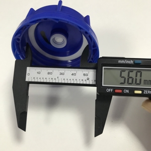 HDPE Diameter 56mm 60mm <strong>Plastic</strong> Container Drum Screw Cap / <strong>Vented</strong> <strong>Plastic</strong> Tamper Proof Screw Top Cap <strong>Cover</strong> for Engine Oil Bottle - Product Image 3