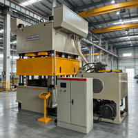 Presse hydraulique robuste de 1500 tonnes, presse à emboutissage personnalisée de 2000 tonnes pour le traitement par étirage profond des panneaux de coques d'appareils électroménagers en métal