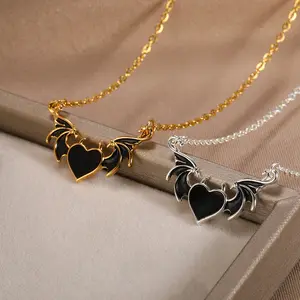 Collar de ala negra para mujer, colgante de corazón de amor, ala de dragón, demonio, cadena de amistad, regalo de joyería