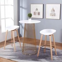 Tavolo Alto da Bar in Stile Nordico, Design in Metallo Resistente per Hotel, Centri Commerciali o Supermercati, per Salotto e Tempo Libero