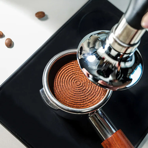 BANLEE 51/53/58mm Tasseur à <span class=keywords><strong>café</strong></span> à pression réglable avec retour de clic et base en acier inoxydable pour barista à domicile - Product Image 3