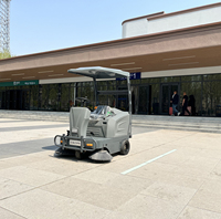 1550 Machines de nettoyage industrielles nouvelle balayeuse de route électrique Tricycle de balayage de sol à trois roues pour l'utilisation de la station et de l'aéroport