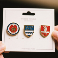 Badge décoratif personnalisé populaire en métal émaillé 3D, style anime et dessin animé, rigide ou souple, pour la création de votre propre badge.