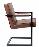 Chaise de bureau exécutive en cuir avec dossier haut rembourré, base pivotante lisse, design moderne pour une utilisation confortable au bureau et devant un ordinateur