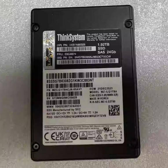 4XB7A80325 ThinkSystem 1.92TB SAS 24Gb/s 3.5" Solid State Drive