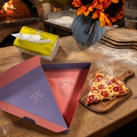 Boîte d'emballage alimentaire triangulaire de luxe au design élégant et personnalisé pour gâteaux, sandwichs, tartes, destinée aux magasins d'alimentation et aux pizzerias