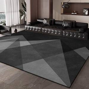 Alfombra Moderna de Diseño Geométrico Rectangular Antideslizante en Negro y Gris para Sala de Estar o Dormitorio, Cobertura Total, Estilo 2025, Diseño de Alta Gama - Product Image 1