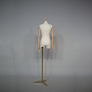 Mannequin féminin en fibre de verre avec bras et tête en bois, pose debout originale européenne pour l'affichage de vêtements - Product Image 3
