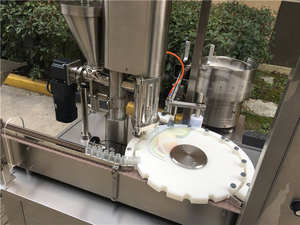 Machine de remplissage automatique de poudre pour bouteilles en verre et en plastique CX-GFJ avec moteur et pompe, vitesse réglable, remplissage quantitatif fiable - Product Image 4