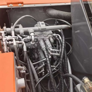 Offres Spéciales mondiale Japon Hitachi pelleteuse d'occasion sur chenilles Zx60-5a mini-pelle d'occasion vendue à un prix inférieur - Product Image 4