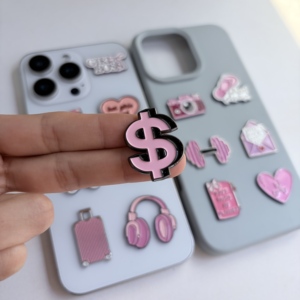 2026 Fabrieksklaar op voorraad Aanpasbare zachte emaille pin Op maat gegraveerd Girl Boss & Arabisch thema Gepersonaliseerde telefoonsticker decoratie - Product Image 4