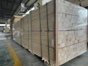 <span class=keywords><strong>Poutre</strong></span> de construction en bois lamellé-collé LVL en peuplier pour la vente en gros - Product Image 6