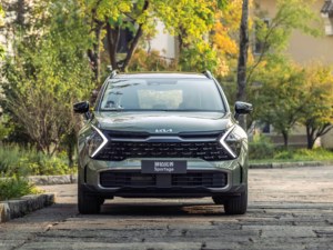 2024-2025 Kias <span class=keywords><strong>Sportage</strong></span> <span class=keywords><strong>Hybrid</strong></span> SUV Mejor <span class=keywords><strong>precio</strong></span> Coche deportivo compacto Caja de cambios automática Dirección izquierda Cámara frontal Dark FWD - Product Image 4