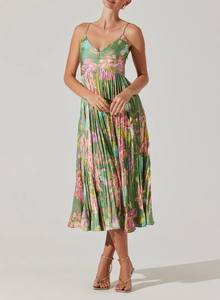 Robe longue plissée à bretelles fines imprimé floral pour femme, dos nu, élégante et sexy, idéale pour les vacances d'été - Product Image 2